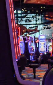 Người chơi Việt Nam trải nghiệm live casino trên điện thoại
